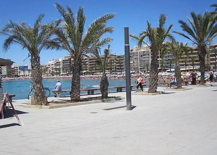 Apartamento Modern 2 Bedroom In The Center Of Torrevieja